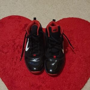 Nike Kids Black and Red Sneakers with White Swoosh
